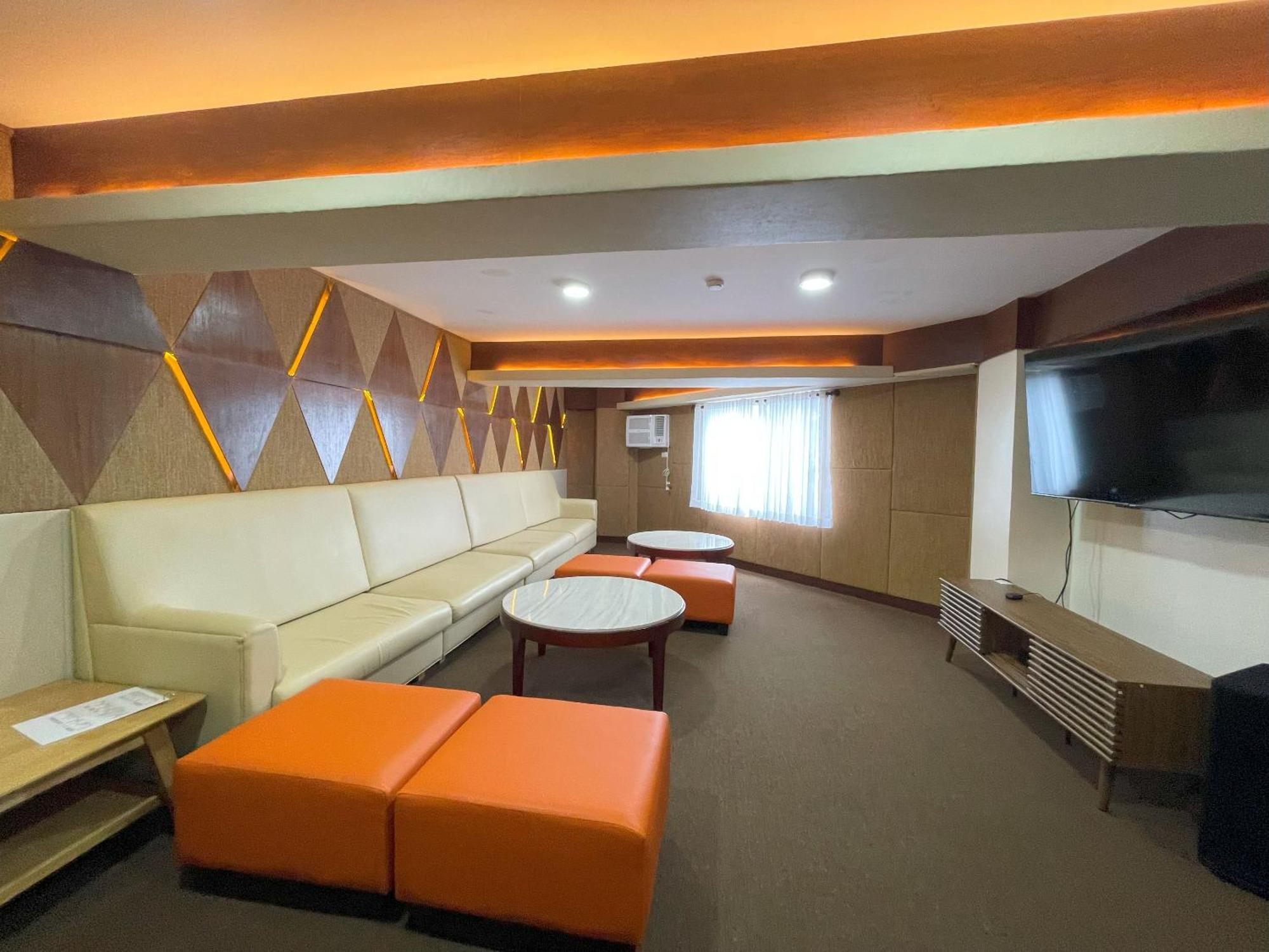 Mist Mountain Resort Powered By Cocotel Себу Экстерьер фото